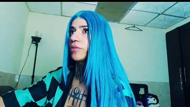 Snapshot of jazmin_wolf chatting on February 22, 12:07 pm jazmin wolf online show from February 22, 12:07 pm