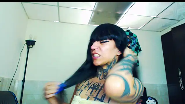 Snapshot of jazmin_wolf chatting on February 8, 4:26 pm jazmin wolf online show from February 8, 4:26 pm