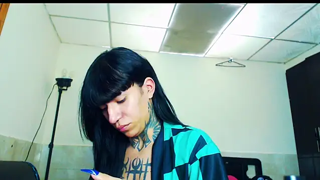 Snapshot of jazmin_wolf chatting on February 12, 5:02 pm jazmin wolf online show from February 12, 5:02 pm