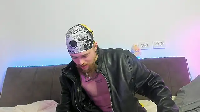 Lev Miller online show from March 7, 2:29 am