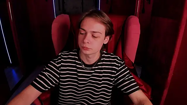 PaulWilliamsy online show from January 14, 10:08 am