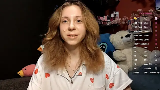 TiaraHenegan online show from February 17, 7:49 am