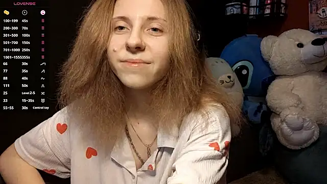 TiaraHenegan online show from February 1, 7:17 am