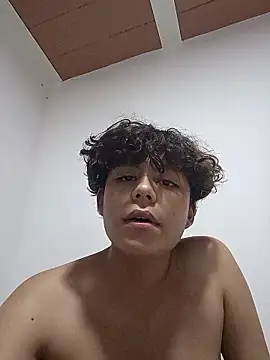 Snapshot of NathaBell chatting on January 13, 9:24 am NathaBell online show from January 13, 9:24 am