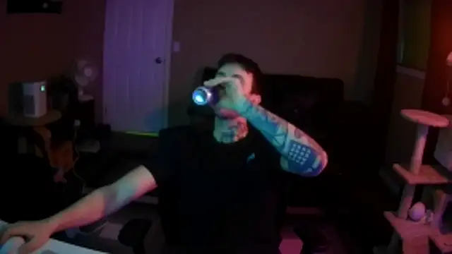 skateboardskate online show from January 7, 1:21 am