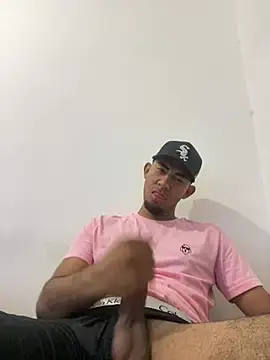 youngalexofficial online show from February 6, 1:01 am