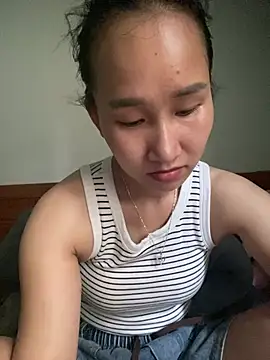 Snapshot of siorin_24 chatting on May 28, 5:15 am siorin 24 online show from May 28, 5:15 am