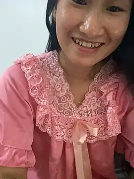 Snapshot of siorin_24 chatting on June 9, 9:10 am siorin 24 online show from June 9, 9:10 am