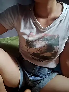 Snapshot of Asami_6868 chatting on June 29, 7:15 am Asami 6868 online show from June 29, 7:15 am