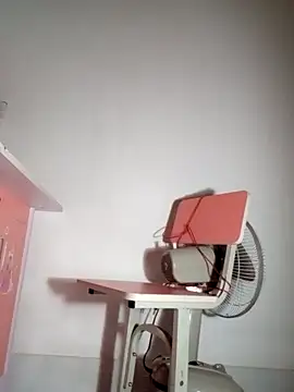 lina loveee online show from February 18, 5:53 pm