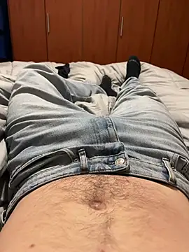 Snapshot of timidino03 chatting on February 8, 6:27 pm timidino03 online show from February 8, 6:27 pm