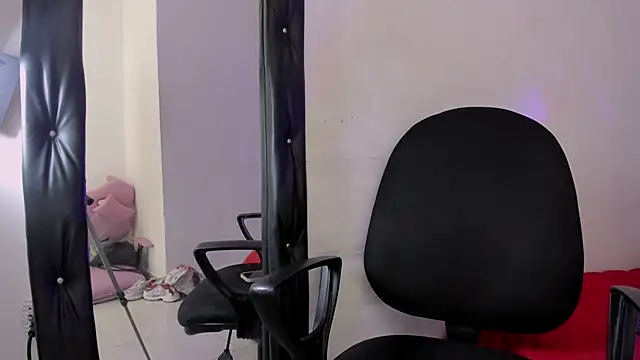 hazel slim online show from March 4, 3:20 pm