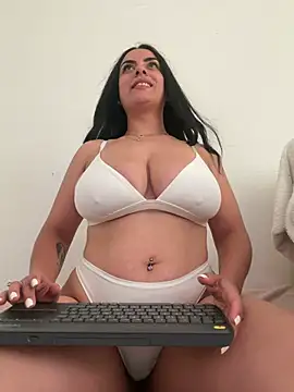 Snapshot of Marisa_ass chatting on July 12, 6:31 pm Marisa ass online show from July 12, 6:31 pm