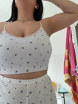 Marisa ass online show from March 25, 8:35 am