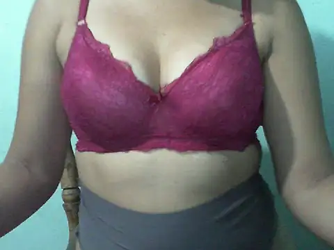 anacarada online show from February 11, 10:31 pm