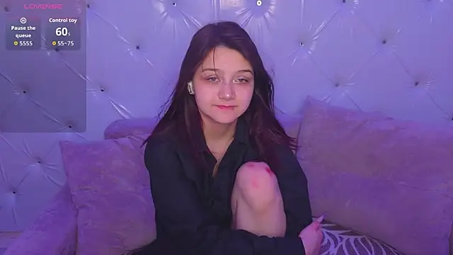 xxxnaughtyfoxyxxx online show from May 1, 5:18 pm