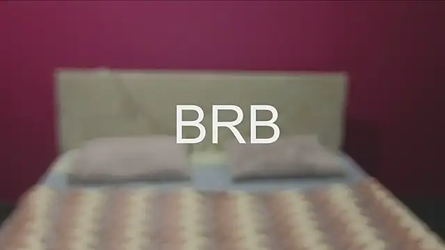 xxxnaughtyfoxyxxx online show from March 26, 2:04 pm