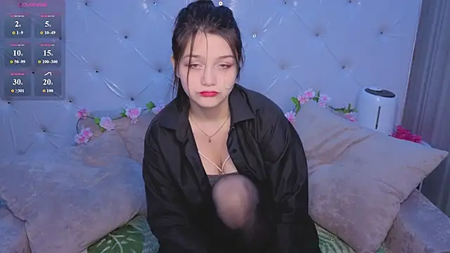 xxxnaughtyfoxyxxx online show from June 21, 5:19 pm