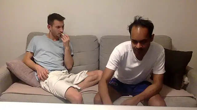 batschi0512 online show from January 11, 8:38 pm