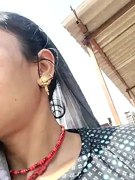 lodhi8080 online show from February 25, 10:04 am