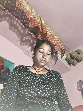 lodhi8080 online show from April 6, 7:59 pm