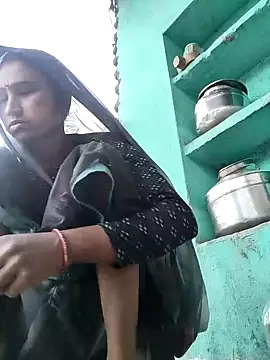 lodhi8080 online show from March 17, 1:19 am