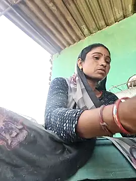 lodhi8080 online show from March 13, 7:57 am