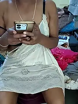 Meena Meenakshi online show from January 16, 9:30 pm