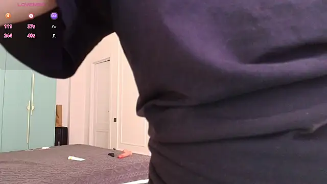 Aiko mainee online show from April 13, 3:10 am