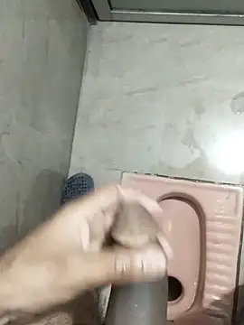 8inchhere online show from February 15, 7:02 pm