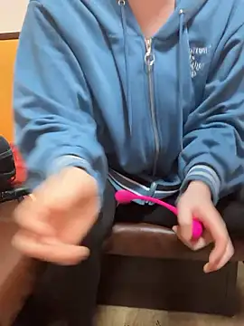 pon05240 online show from March 27, 10:22 pm