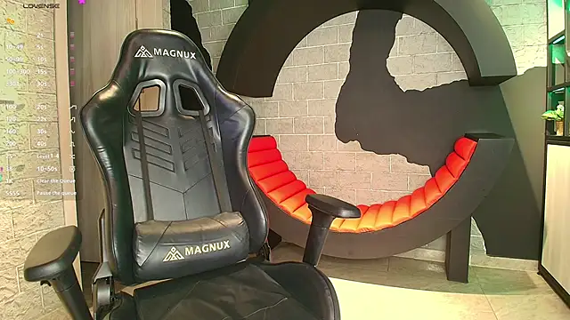 RoousseGil online show from January 13, 11:36 am