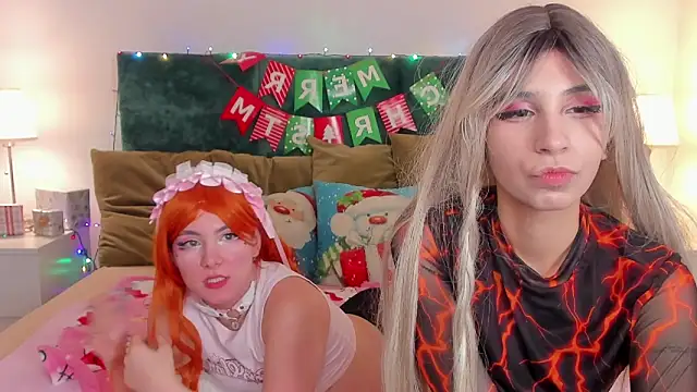 Snapshot of sweetysgirls chatting on January 7, 8:41 am sweetysgirls online show from January 7, 8:41 am