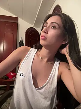 diosa cristal  online show from March 13, 6:40 am