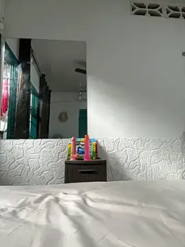 lriana miller online show from February 8, 6:05 pm