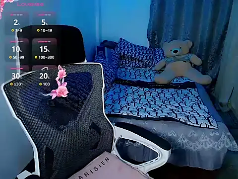 heavenmadechloe online show from March 26, 11:19 am