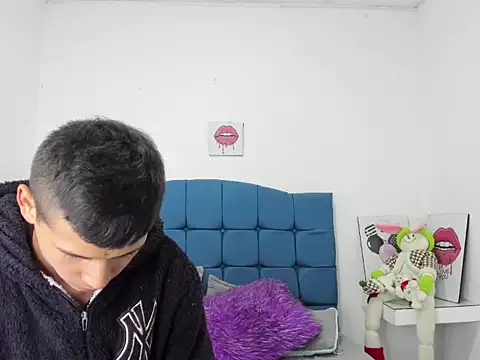 CoupleFire  online show from January 12, 2:02 pm