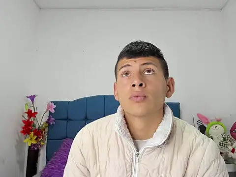 CoupleFire  online show from January 10, 2:01 pm