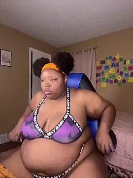 Snapshot of Chocolatebunnyxx96 chatting on June 4, 4:39 am Chocolatebunnyxx96 online show from June 4, 4:39 am