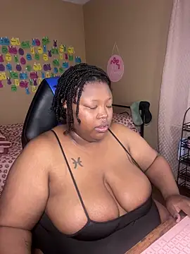 Snapshot of Chocolatebunnyxx96 chatting on July 2, 3:18 am Chocolatebunnyxx96 online show from July 2, 3:18 am