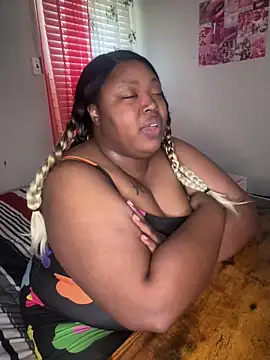 Chocolatebunnyxx96 online show from March 12, 4:44 pm