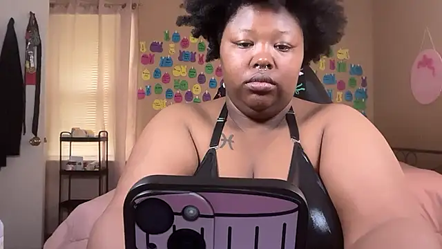 Snapshot of Chocolatebunnyxx96 chatting on July 16, 3:53 pm Chocolatebunnyxx96 online show from July 16, 3:53 pm