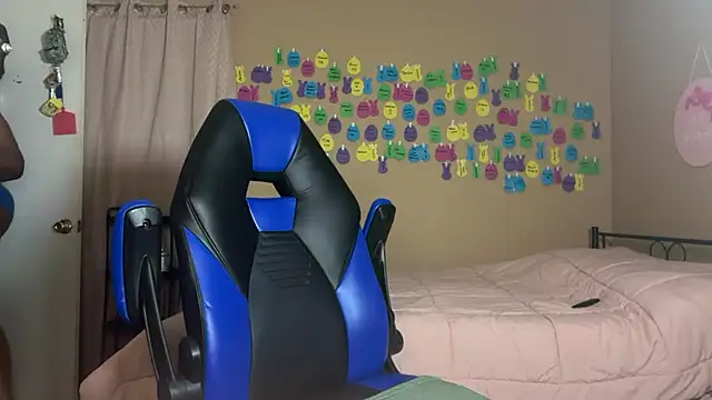 Snapshot of Chocolatebunnyxx96 chatting on June 10, 5:41 am Chocolatebunnyxx96 online show from June 10, 5:41 am