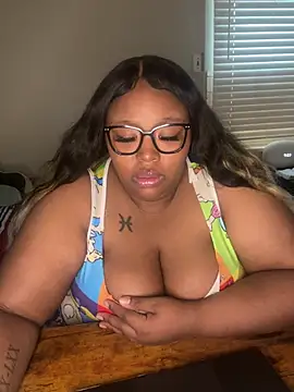 Chocolatebunnyxx96 online show from March 25, 8:30 pm