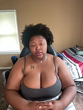 Chocolatebunnyxx96 online show from May 5, 2:53 pm