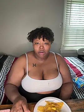Chocolatebunnyxx96 online show from May 1, 5:29 pm