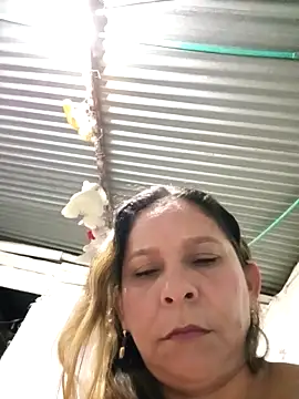 chiquitahot  online show from March 26, 6:44 am