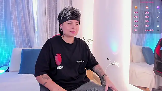 Zury Ramirez online show from March 23, 9:58 pm