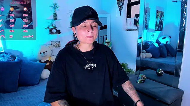 Zury Ramirez online show from January 8, 7:09 pm