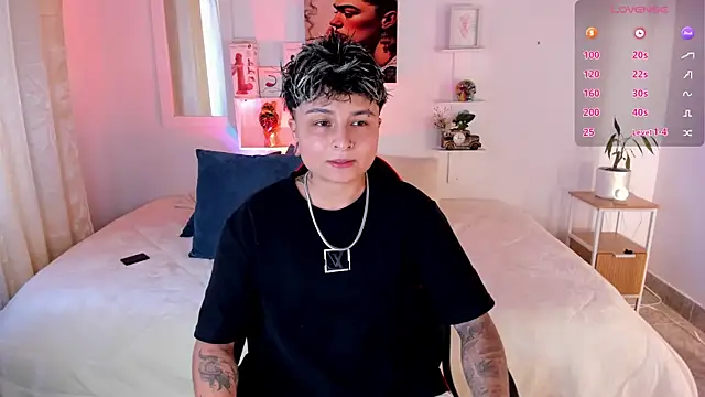 Zury Ramirez online show from March 19, 8:42 pm